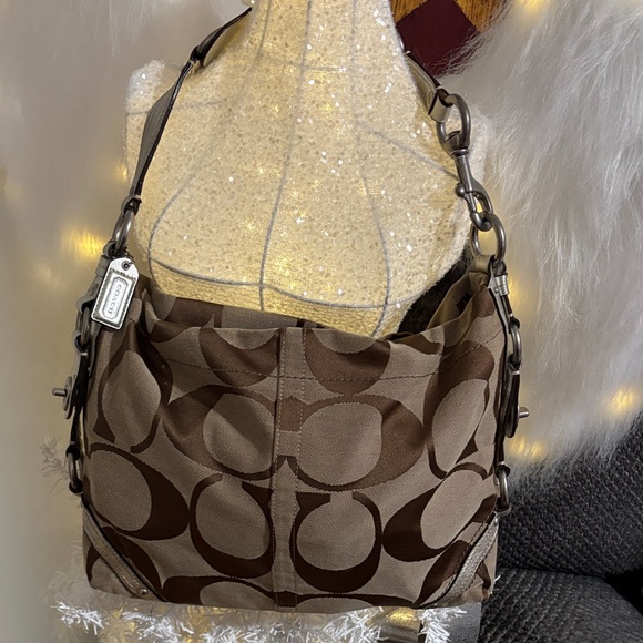 Coach Handbags - No call outs like newCoach Carly Hobo should bag. Bag was released 2006-2007.